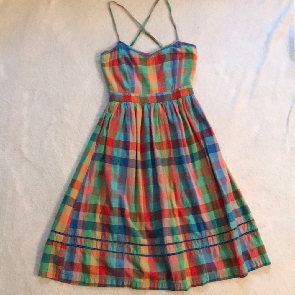 Super cute plaid summer sun dress!💕💕💕
